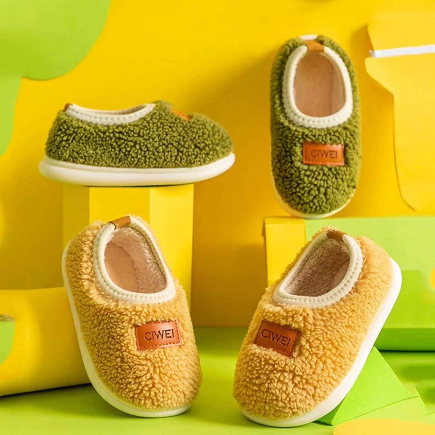 Boys Girls House Warm Slippers Fuzzy Winter Soft Slippers for Kids Fleece Non-Slip Toddler Home Indoor Shoes