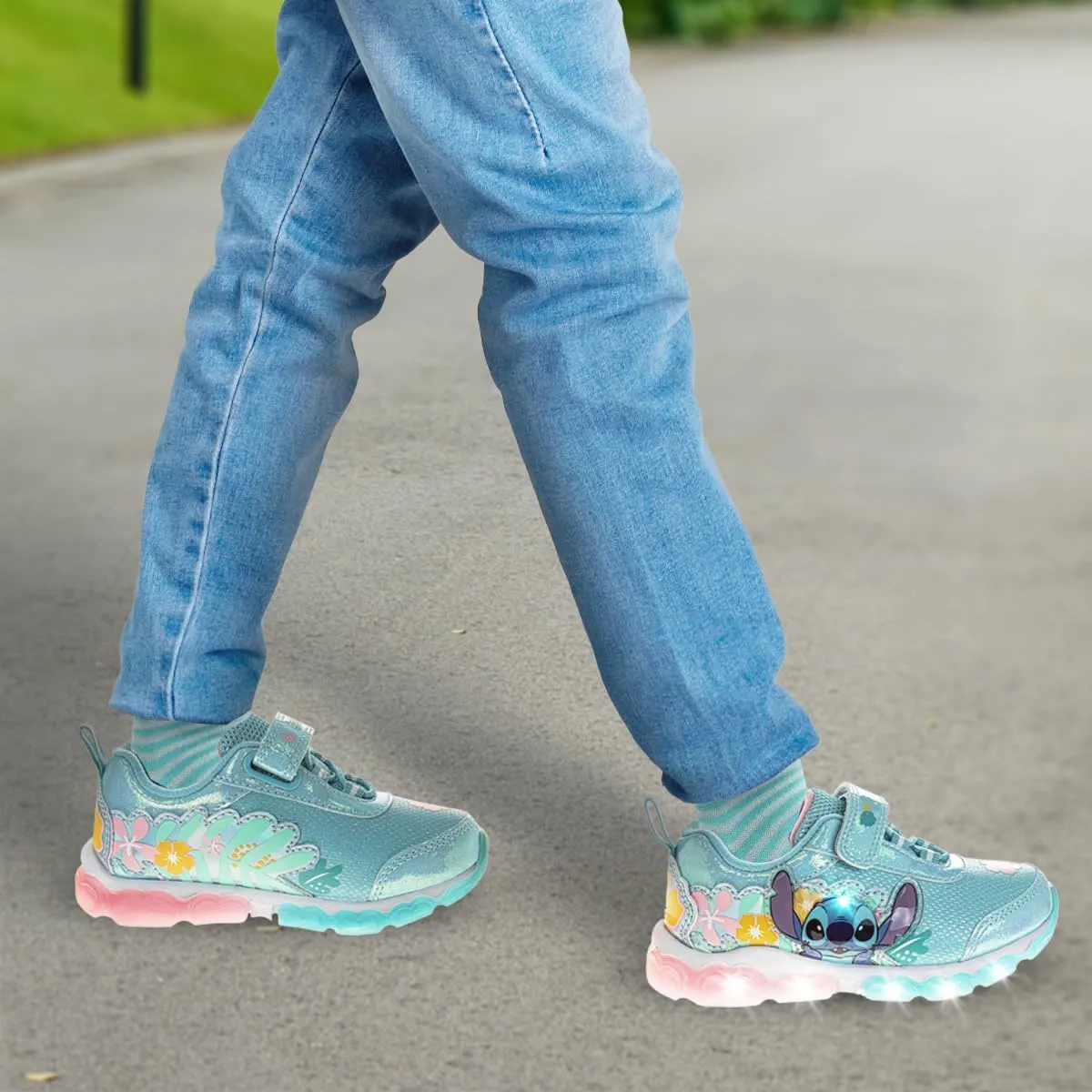 Disney Girl's Lilo & Stitch Light Up Laceless Shoes (Toddler/Little Girl)