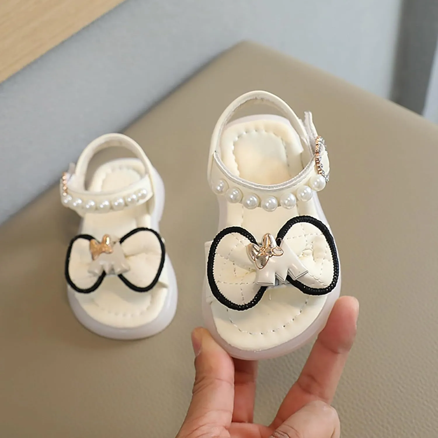 Girls Kids Rubber Pearl Sandals Bow Adjusted Strap Flat Wide Shoes for Toddler Summer Pool Shower Beach Slippers