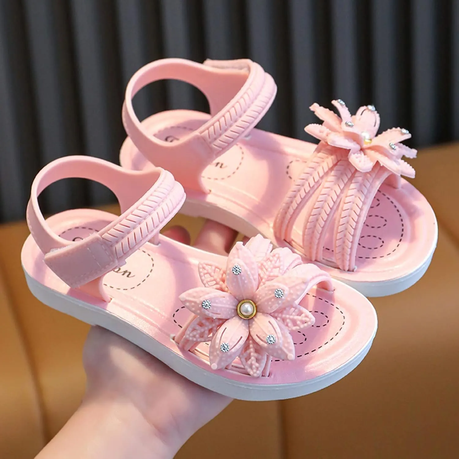 ??ink Flower Princess Sandals For Girls Open Toe Wide Dress Shoes With Strap Girls Kids Summer Casual Beach Pool Loafers